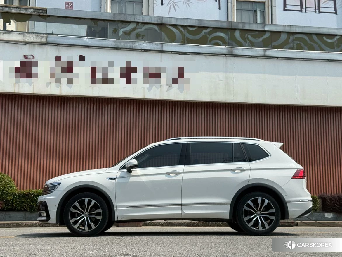 Volkswagen Tiguan L id 4510389 из Китая 21