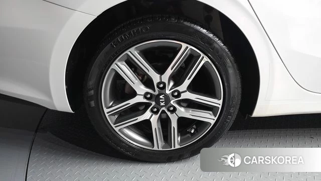 Kia Come New K3 id 4751294 из Кореи 25