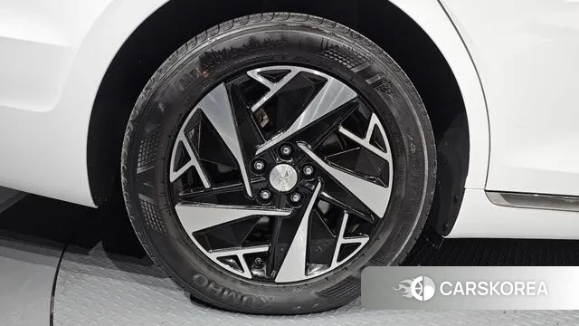 Hyundai The New Grandeur IG Hybrid id 3625229 из Кореи 15