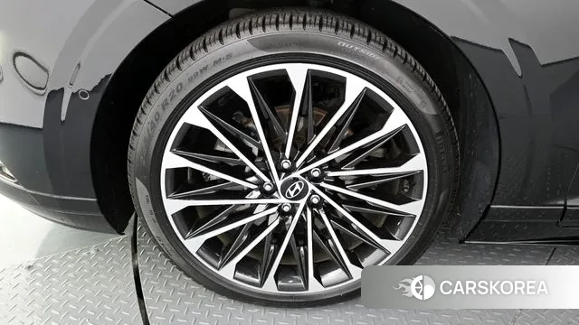 Hyundai Grandeur (GN7) id 3538951 из Кореи 15