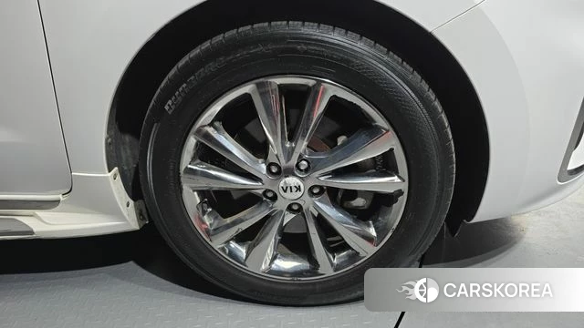 Kia The New Carnival id 3853885 из Кореи 15