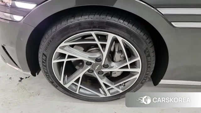 Genesis G90 (RS4) id 3675495 из Кореи 12