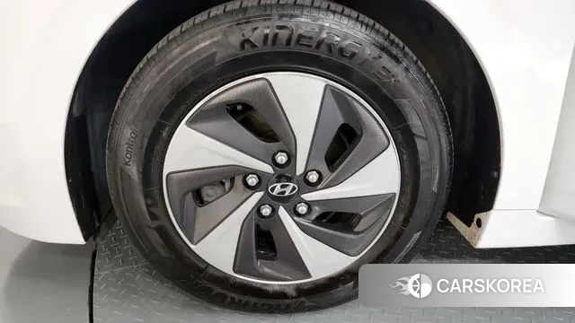 Hyundai Ionic Hybrid id 3445149 из Кореи 15