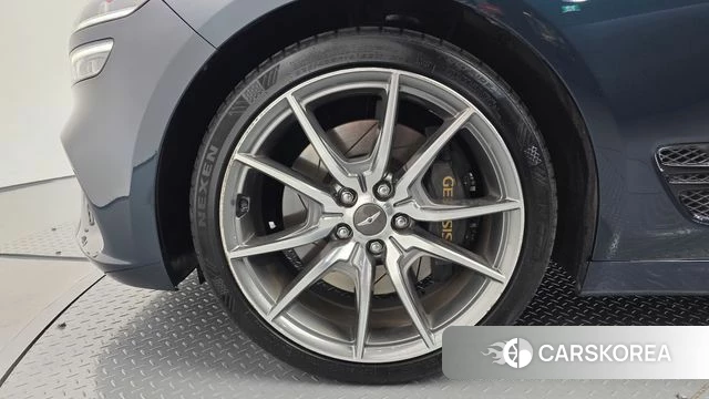 Genesis The New G70 id 4202945 из Кореи 27