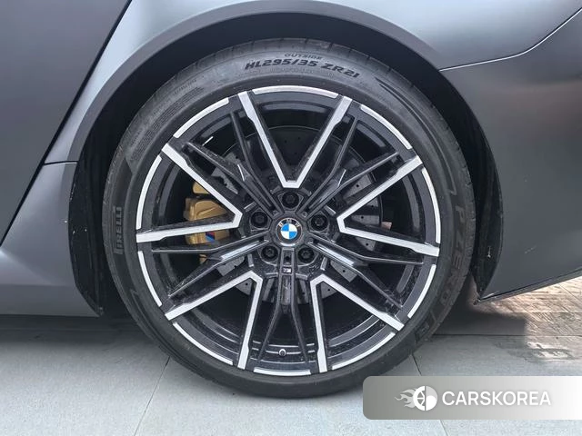 BMW M5 PHEV id 4265377 из Китая 13