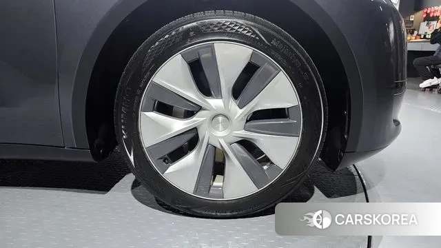 Tesla Model Y id 3327636 из Кореи 15
