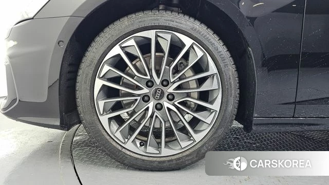 Audi A6 (C8) id 4308037 из Кореи 30