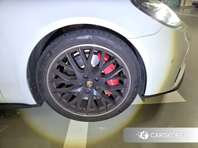 Porsche Panamera (971) id 3401023 из Кореи 8