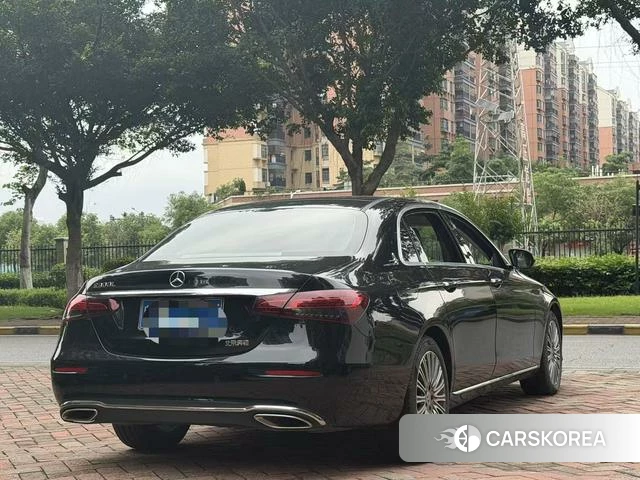 Mercedes-Benz E-class id 4342278 из Китая 9