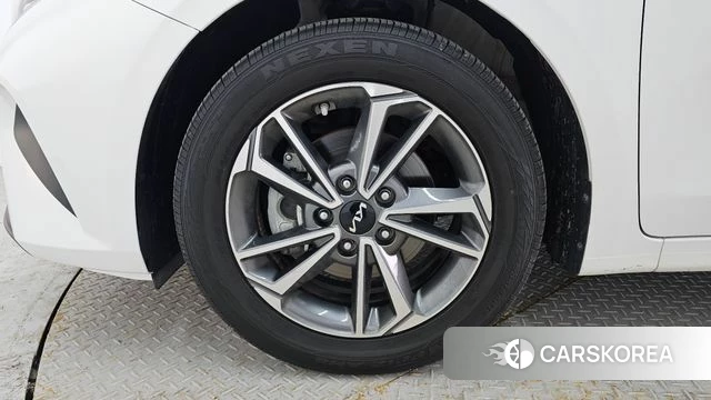 Kia The New K3 2nd generation id 4408647 из Кореи 29