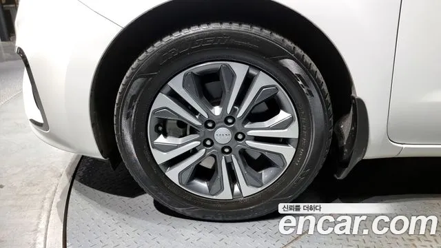 Kia The New Carnival id 2421279 из Кореи 15