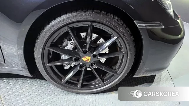 Porsche 911(992) id 3551130 из Кореи 15