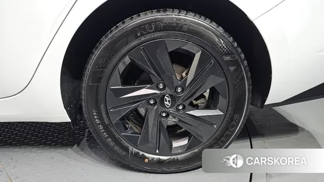 Hyundai Avante (CN7) id 3717976 из Кореи 15