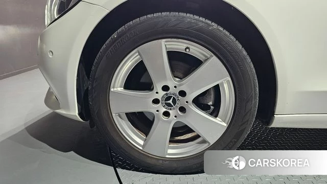 Mercedes-Benz C-Class W205 id 4596351 из Кореи 15