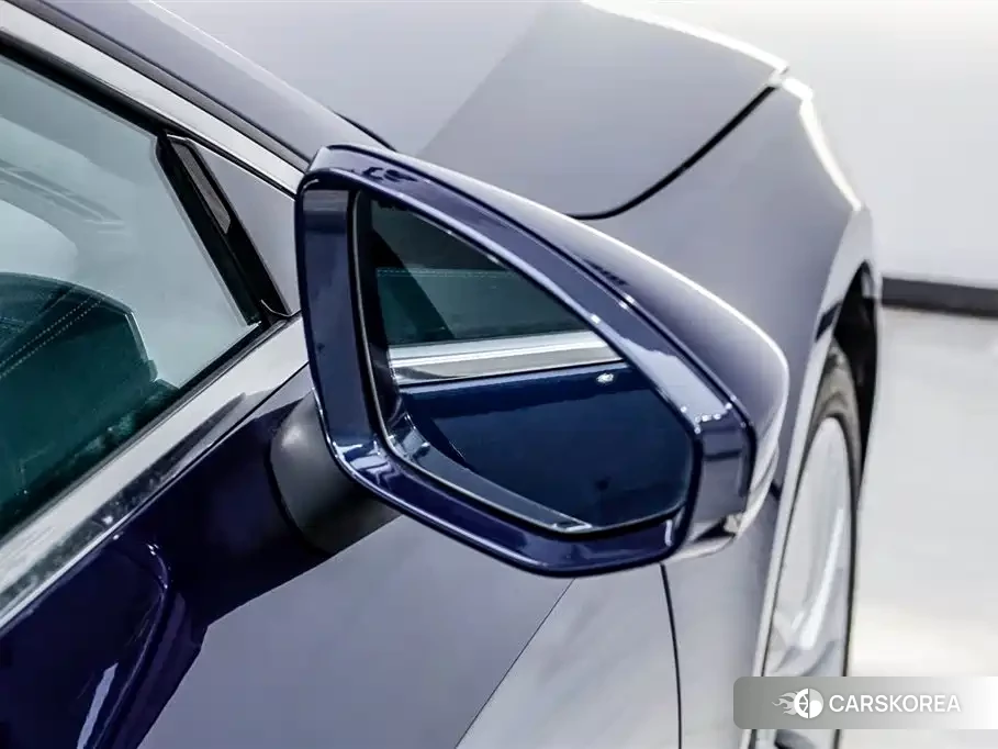 Audi A7L id 4601169 из Китая 29