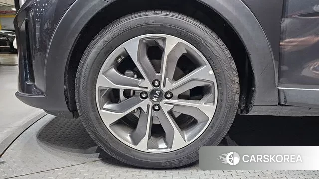 Kia Stonic id 3509258 из Кореи 15