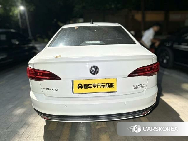 Volkswagen Bora id 4392058 из Китая 16