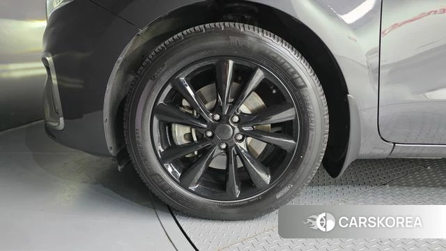 Kia The New Carnival id 4483172 из Кореи 26
