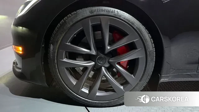 Tesla Model S id 3758282 из Кореи 15