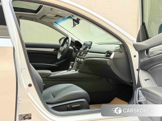 Honda Accord 2019 Белый из Китая, фото 6