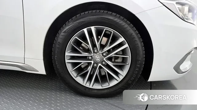 Hyundai Grandeur IG id 3000640 из Кореи 15