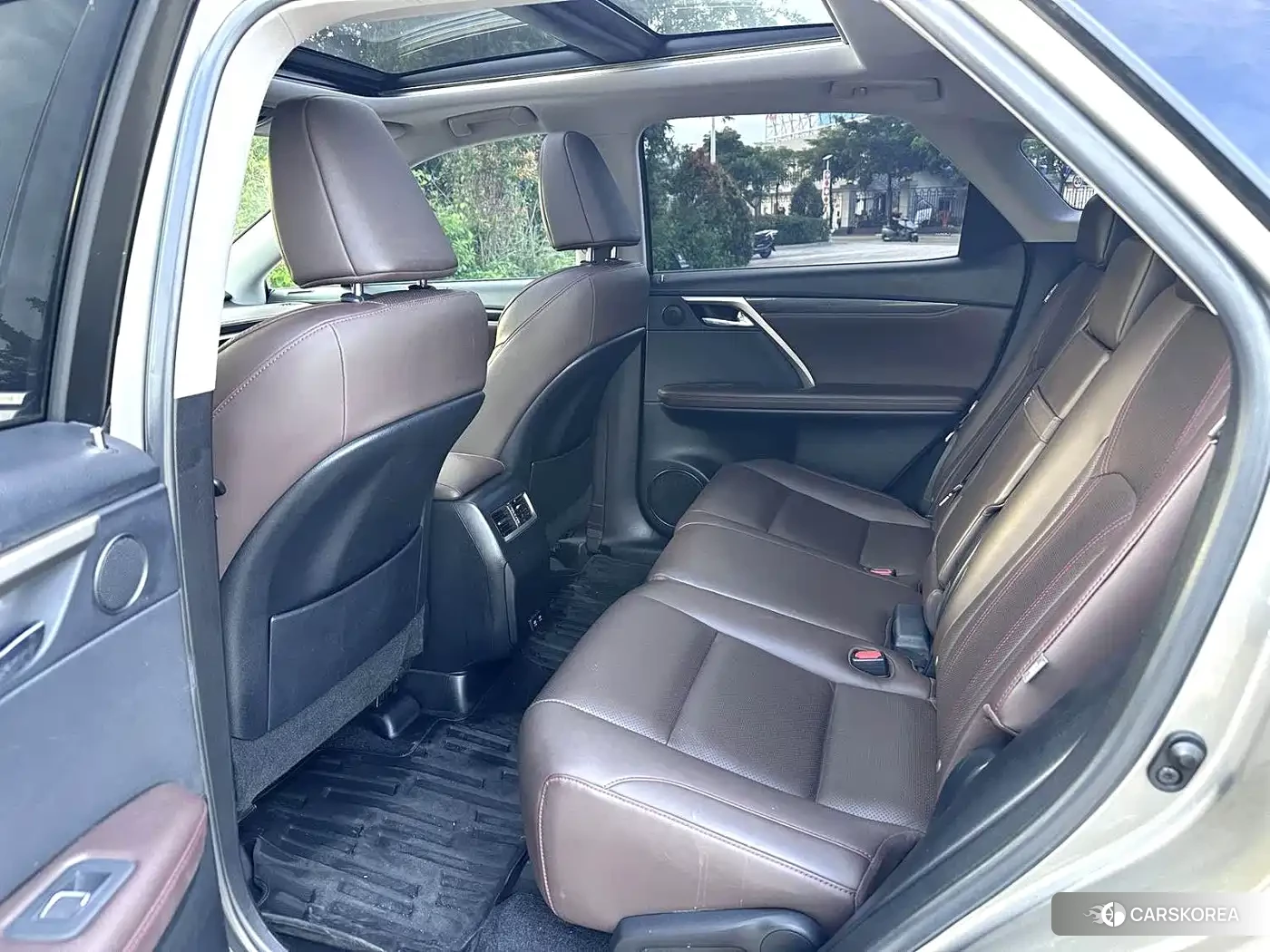 Lexus RX 2021 Silver/gray из Китая, фото 5