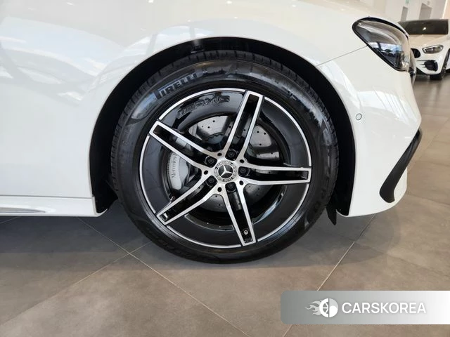 Mercedes-Benz E-Class W214 id 4380993 из Кореи 15