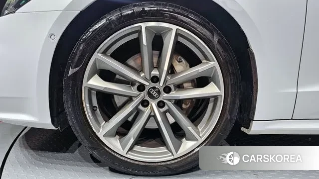 Audi A7 (4K) id 3247788 из Кореи 15