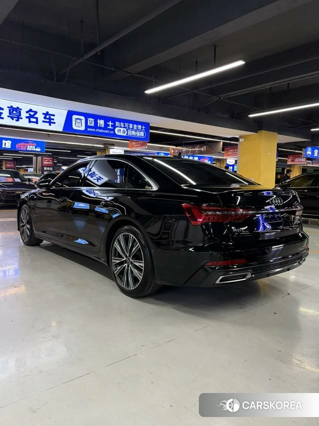 Audi A6L 2022 Черный из Китая, фото 6