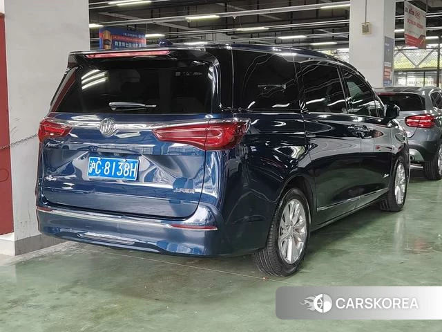 Buick GL8 id 4242463 из Китая 22