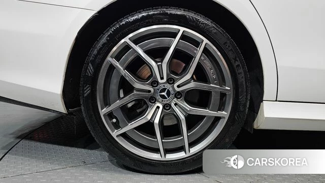 Mercedes-Benz E-Class W213 id 4881840 из Кореи 31