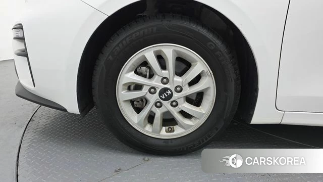 Kia Come New K3 id 4619668 из Кореи 15