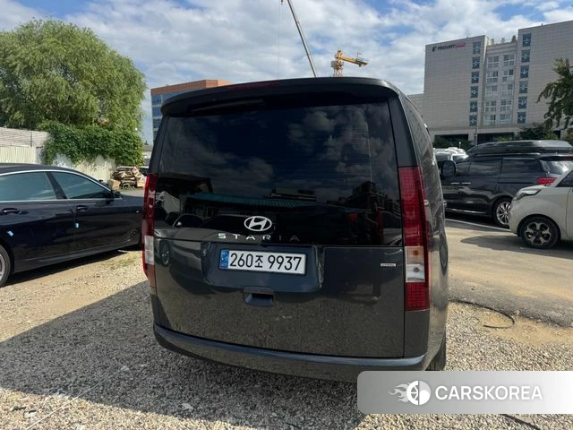Hyundai Staria 2024 Серый из Кореи, фото 5