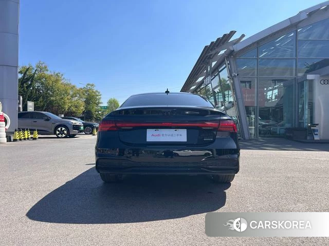 Audi A7L 2024 Черный из Китая, фото 6