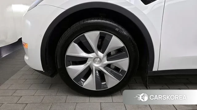 Tesla Model Y id 3053614 из Кореи 15