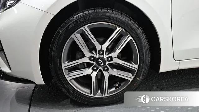 Kia Come New K3 id 3611879 из Кореи 15