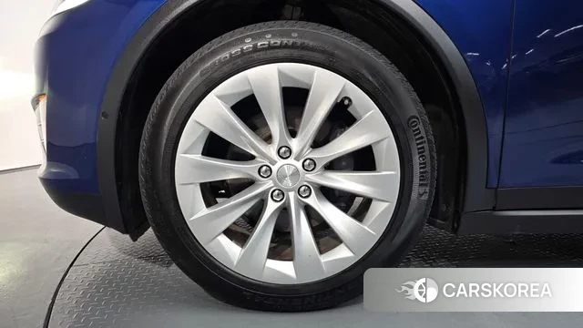 Tesla Model X id 3018495 из Кореи 15