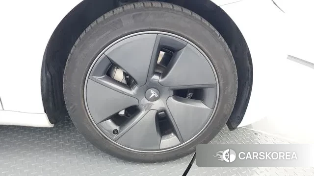 Tesla Model 3 id 3561402 из Кореи 15