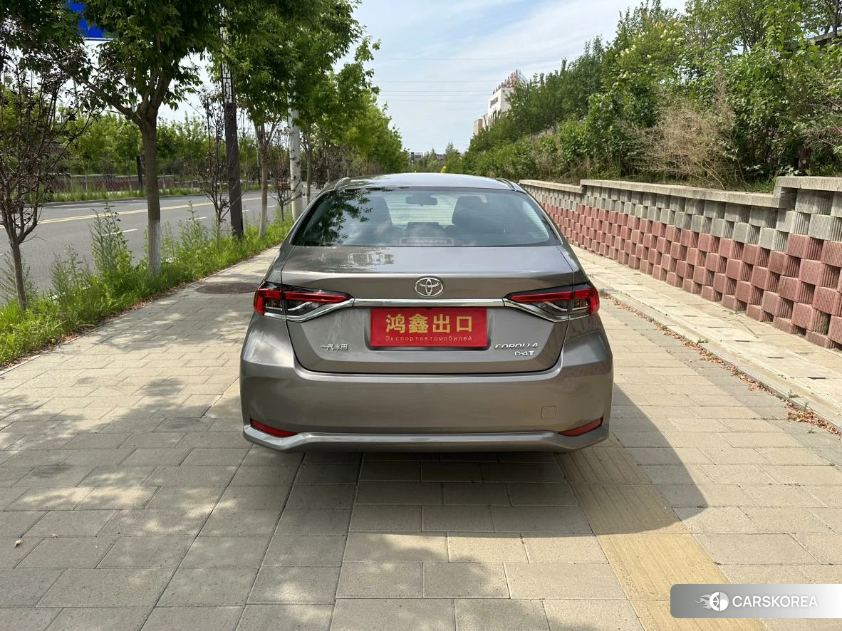 Toyota Corolla id 4512651 из Китая 9