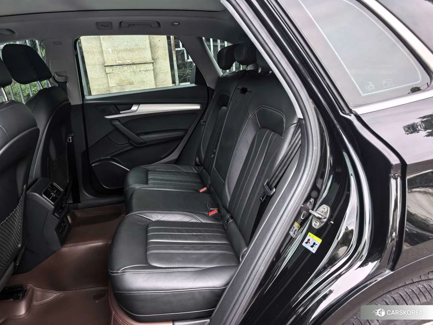 Audi Q5L id 4441199 из Китая 31