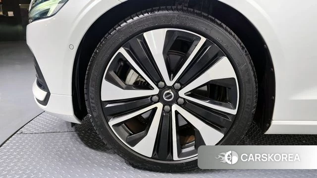 Volvo S60 3rd generation id 4292400 из Кореи 15