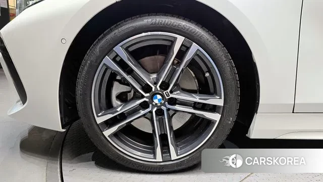 BMW 1 Series (F40) id 3021624 из Кореи 15