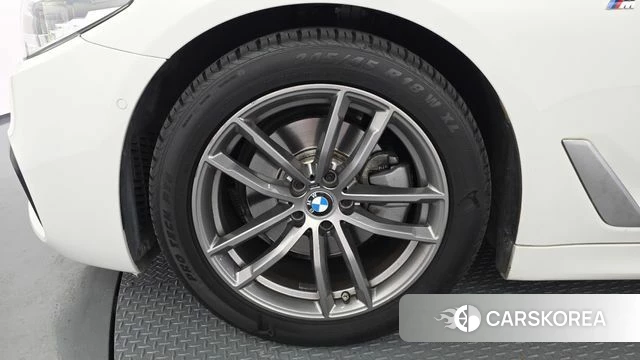 BMW 5 Series (G30) id 4557423 из Кореи 15