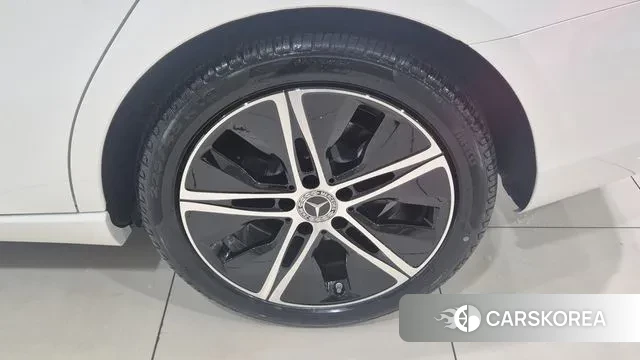 Mercedes-Benz A-Class W177 id 3731605 из Кореи 15