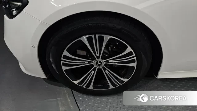 Mercedes-Benz E-Class W214 id 3195415 из Кореи 15