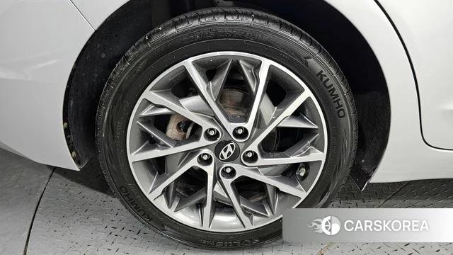 Hyundai The New Avante AD id 4246045 из Кореи 15