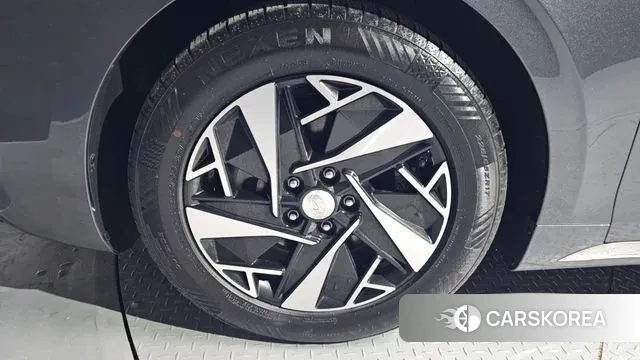 Hyundai The New Grandeur IG Hybrid id 3600905 из Кореи 15