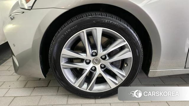 Lexus New IS300 id 4371692 из Кореи 31