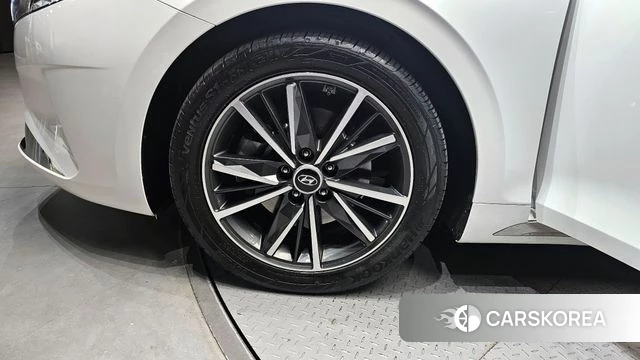 Hyundai The New Grandeur IG id 4201937 из Кореи 25