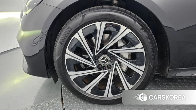 Mercedes-Benz E-Class W214 id 4681682 из Кореи 28